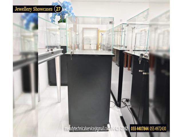 Jewelry showcases in Dubai | Jewelry Display for Events, Exhibition, Rent - 4