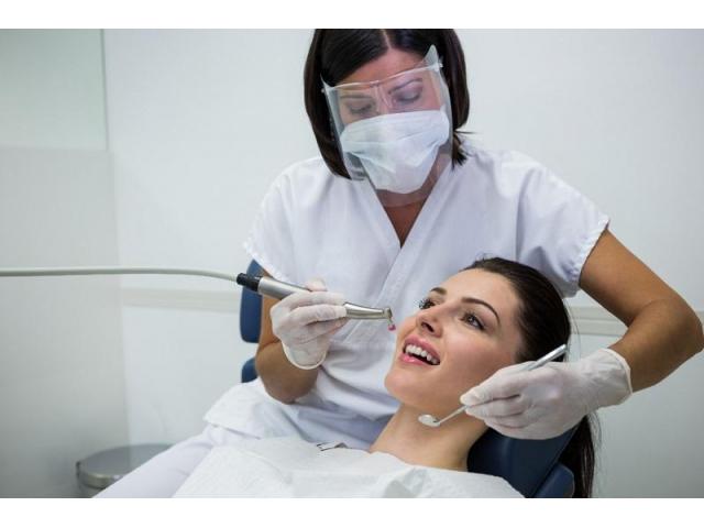 Best Dental Implant Clinic in Dubai - 1