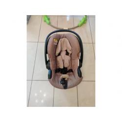 Baby cot and Stokke Car seat