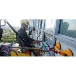Rope Access Light Fixing Services In Dubai